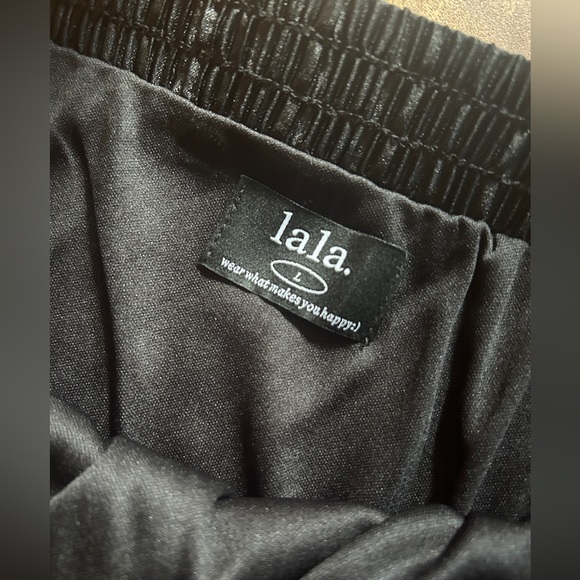 DRESSED IN LALA NWT top and skirt set - Picture 3 of 5